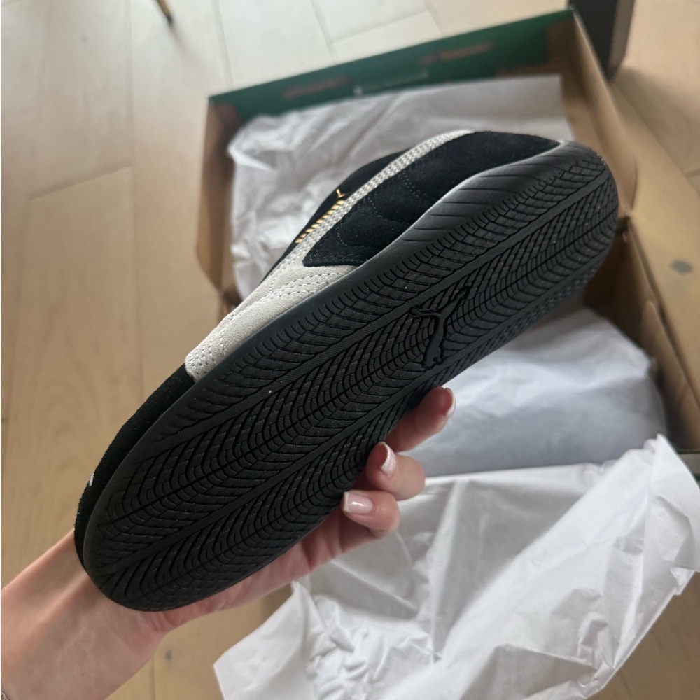 Puma Black and White Shoes with Gold Details - Picture 2 of 5